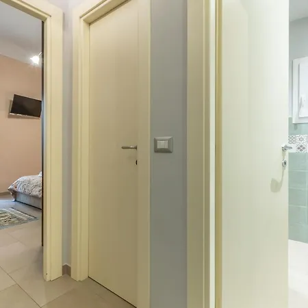Apartament Pinzochere Artistic For Family *