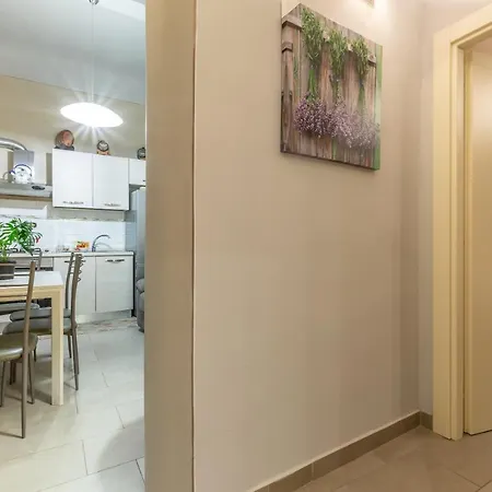 Apartament Pinzochere Artistic For Family